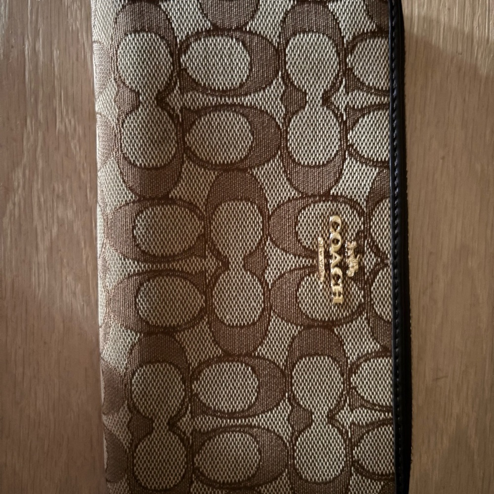 Coach Signature Tote and Wallet Set - Picture 12 of 16